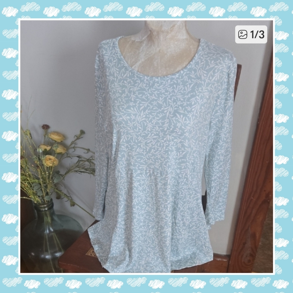 Nwt Bobeau Top Size Large